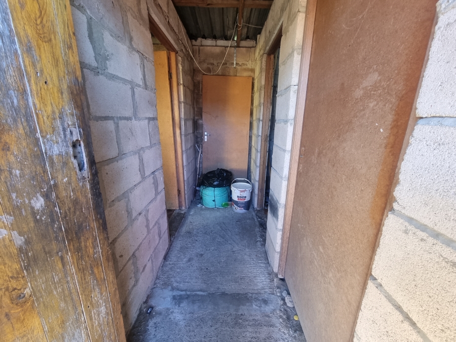 4 Bedroom Property for Sale in Kwanonqaba Western Cape